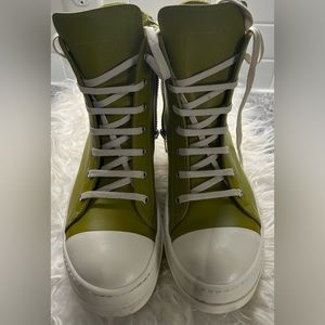 Men’s rick owen worn once great condition 8.5